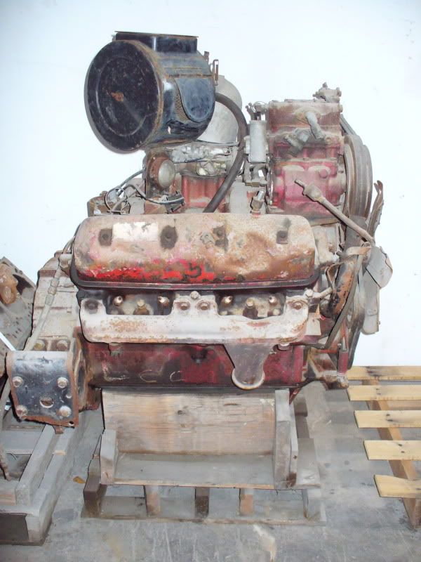 549 CID IH motor??? bolt pattern?